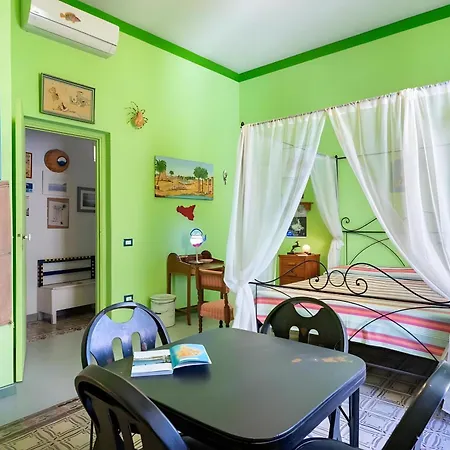 La Casa A Colori * Lipari (Isola Lipari)