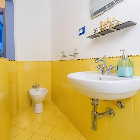 La Casa A Colori Lipari (Isola Lipari)