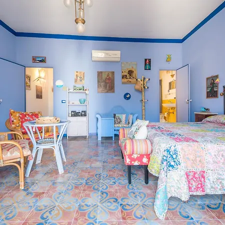 La Casa A Colori Penzion Lipari (Isola Lipari)