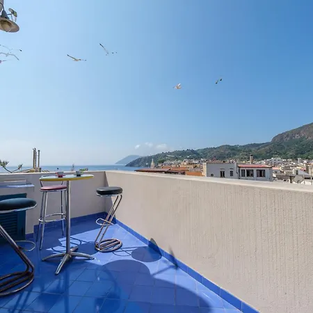 La Casa A Colori 3* Λίπαρι