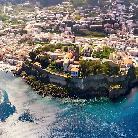 Πανσιόν La Casa A Colori Λίπαρι