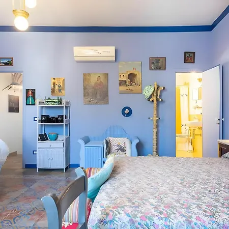 La Casa A Colori Konukevi *