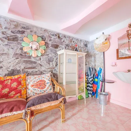 Pensjonat La Casa A Colori Lipari (Isola Lipari)