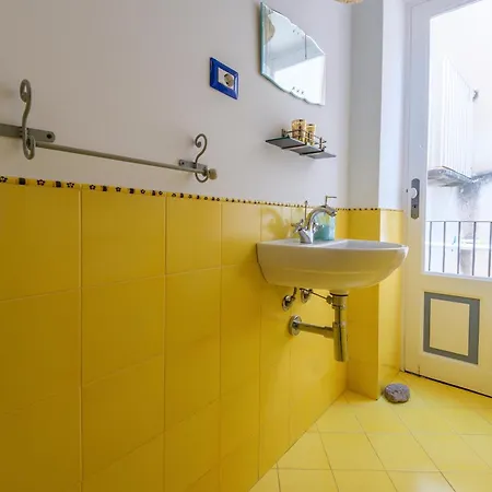 La Casa A Colori Konukevi *