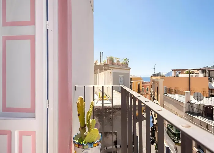 La Casa A Colori Lípara